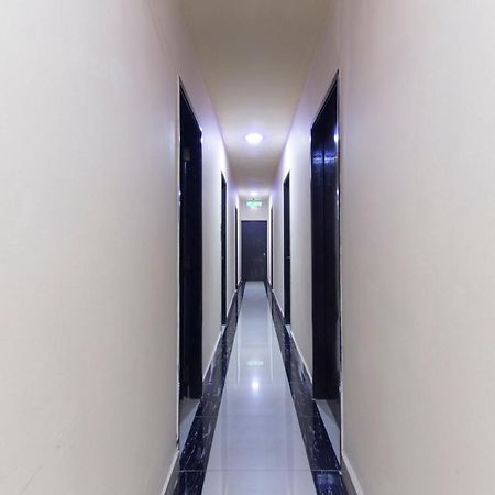 Oyo 697 Niche Valley Hotel Куала-Лумпур Экстерьер фото